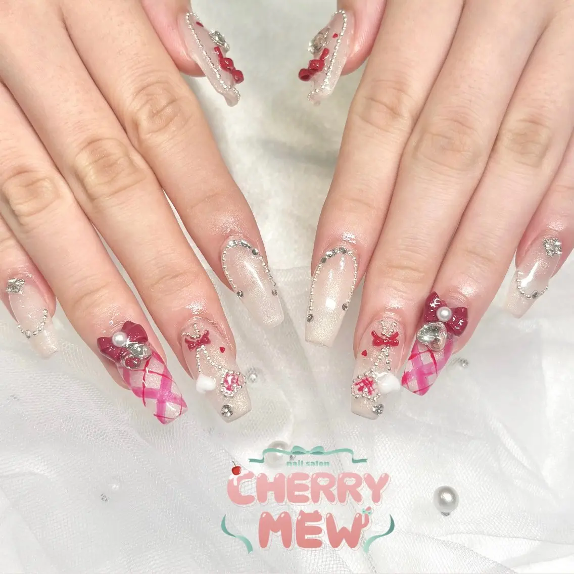 ネイル ハンドネイル あかり 🍒⋆꙳のネイルデザイン