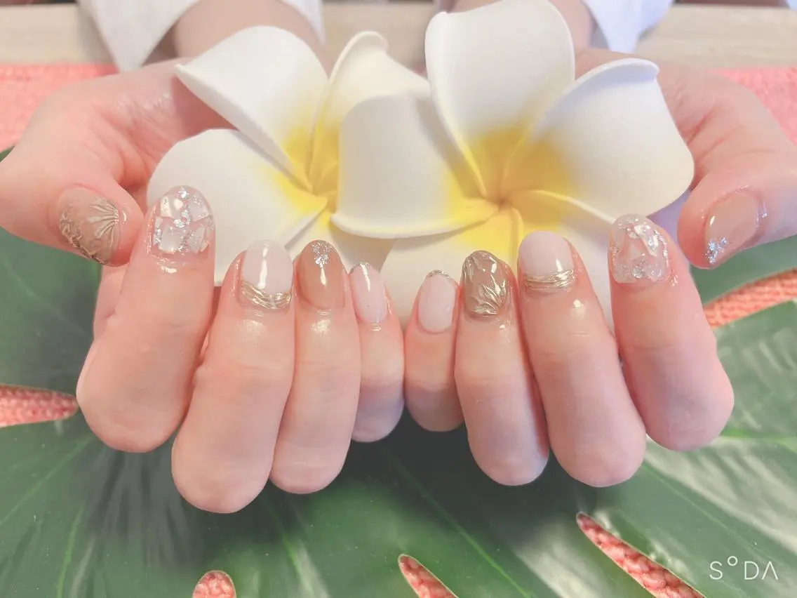 ネイル ニュアンスネイル 夏ネイル Betty❤︎ ネイル＆よもぎ蒸しのネイルデザイン