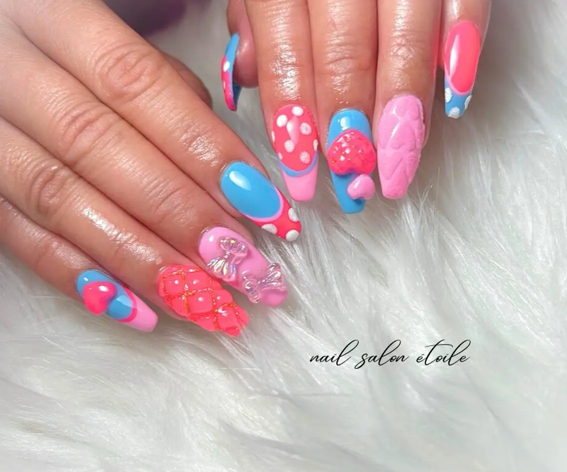 ネイル ブルー ハート ロングネイル ピンク ハンドネイル nail salon étoileのネイルデザイン