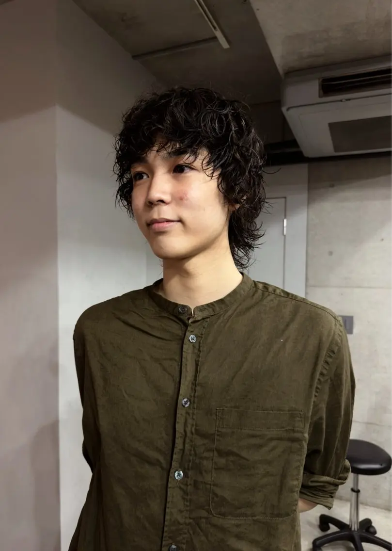 ショート パーマ メンズ 吉田一輝 外国人パーマのヘアスタイル