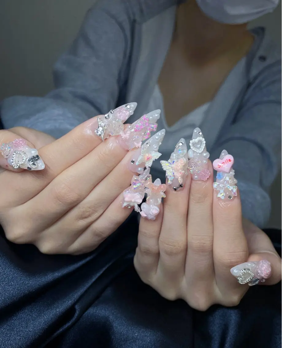 ❤️🔥持込デザイン 10本パーツ付け放題 180分 ¥15900→¥11900の写真
