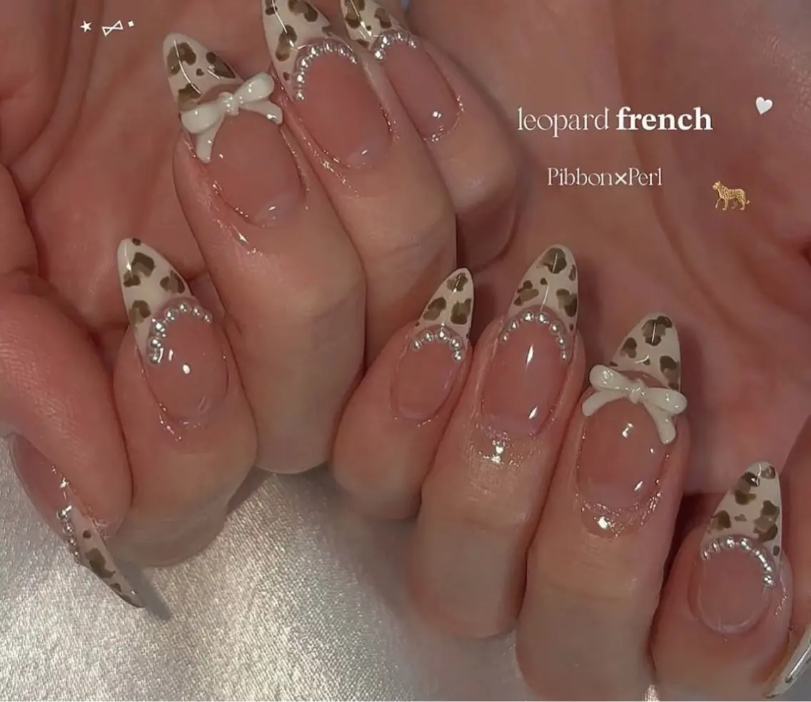 ネイル アートネイル オーロラネイル チークネイル フレンチネイル ガラスフレンチ 🎀🎀YooLi Nail Salonのネイルデザイン