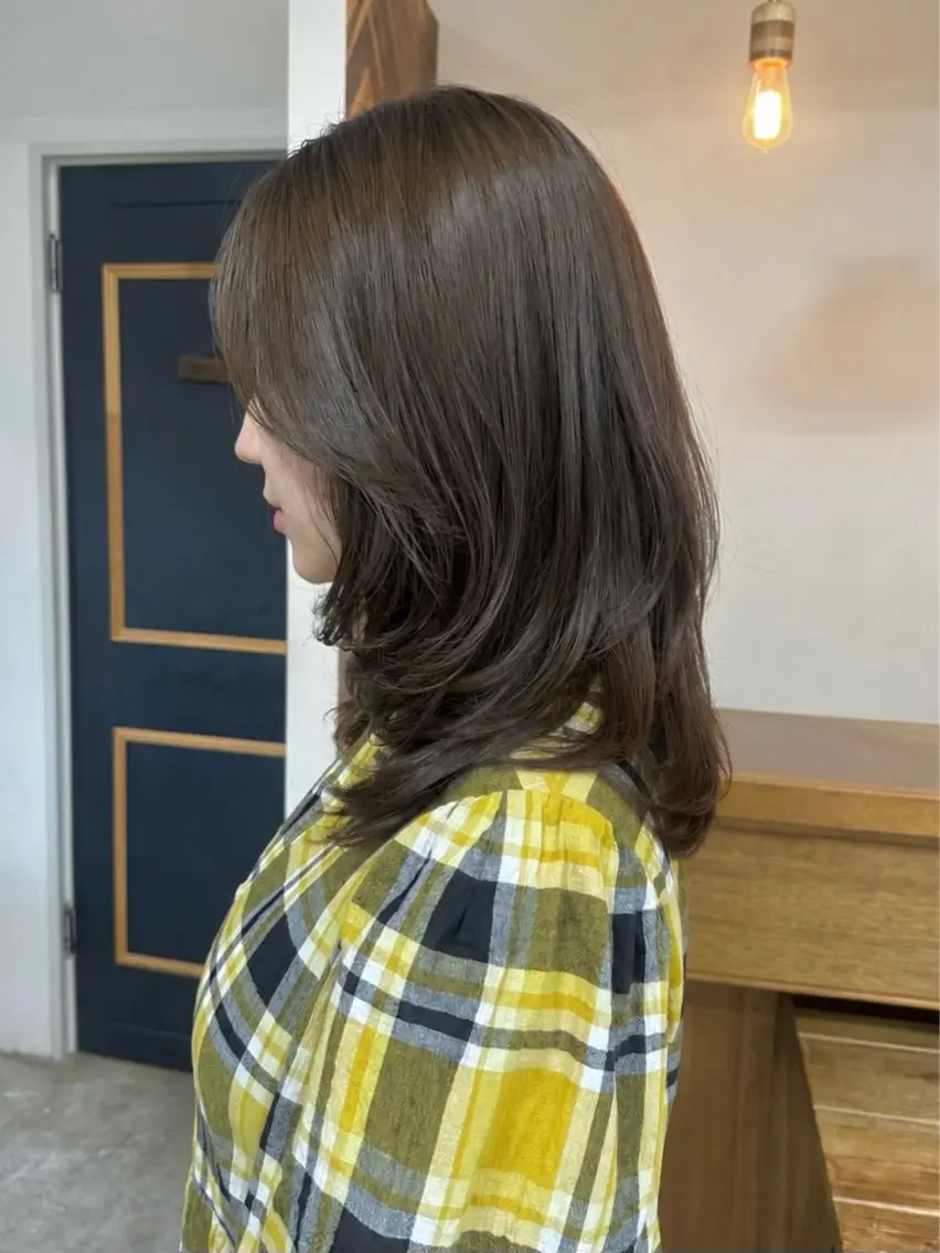ミディアム カット ヘアカラー トリートメント NAGISA髪質改善 &透明感カラー🪞のヘアスタイル