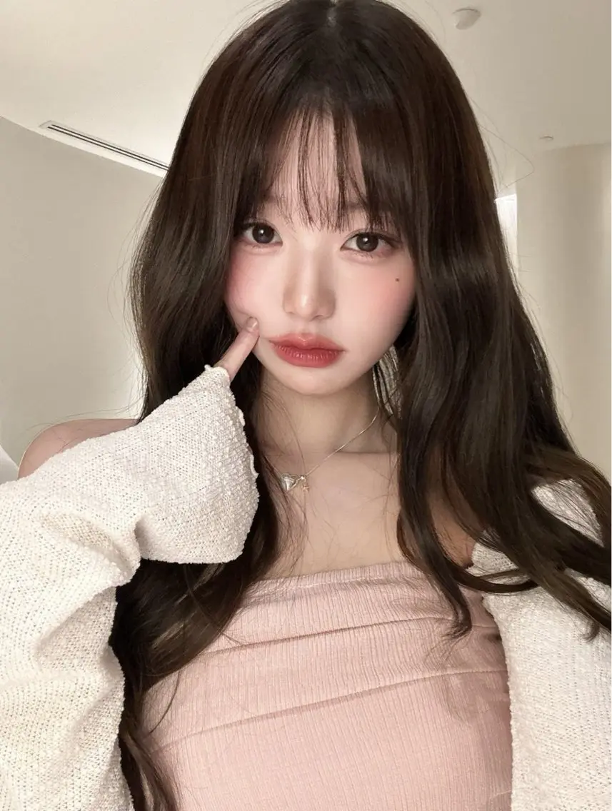 カラー 白石 瑠愛のヘアスタイル