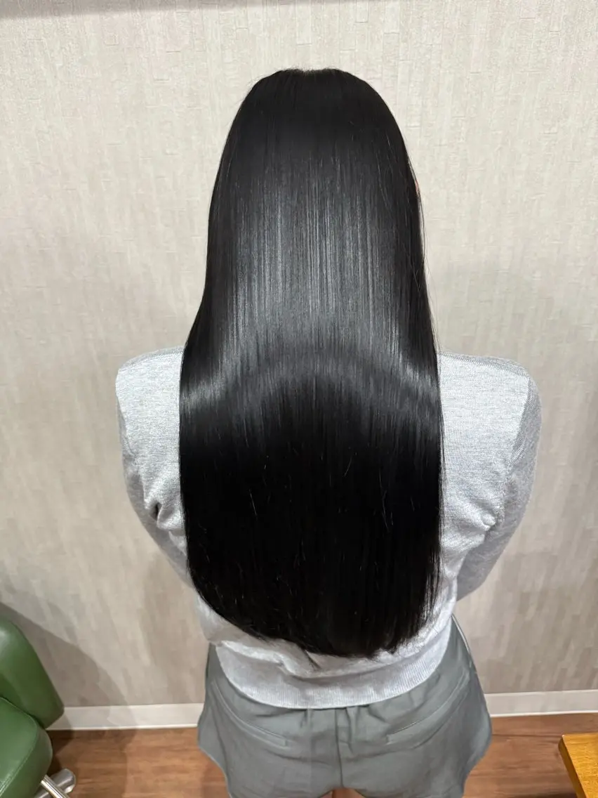 ロング カラー ブリーチ ロング 小顔カット トリートメント 酸熱トリートメント 【髪質改善】 梅田　聡のヘアスタイル