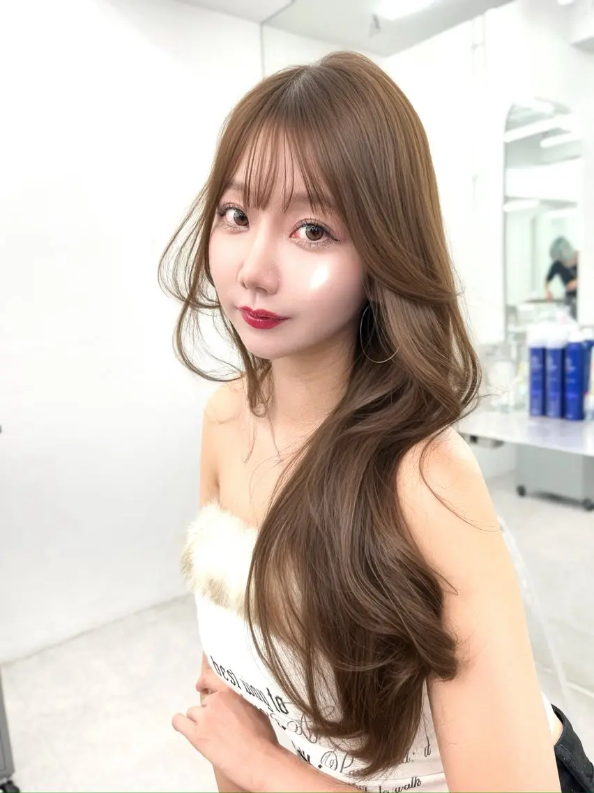 セミロング カラー ベージュカラー オリーブベージュ 顔まわりレイヤー ハイレイヤー 韓国風ヘア カット ヘアカラー トリートメント ヘッドスパ 盛れる顔周り✨韓国式 レイヤーkanatoのヘアスタイル