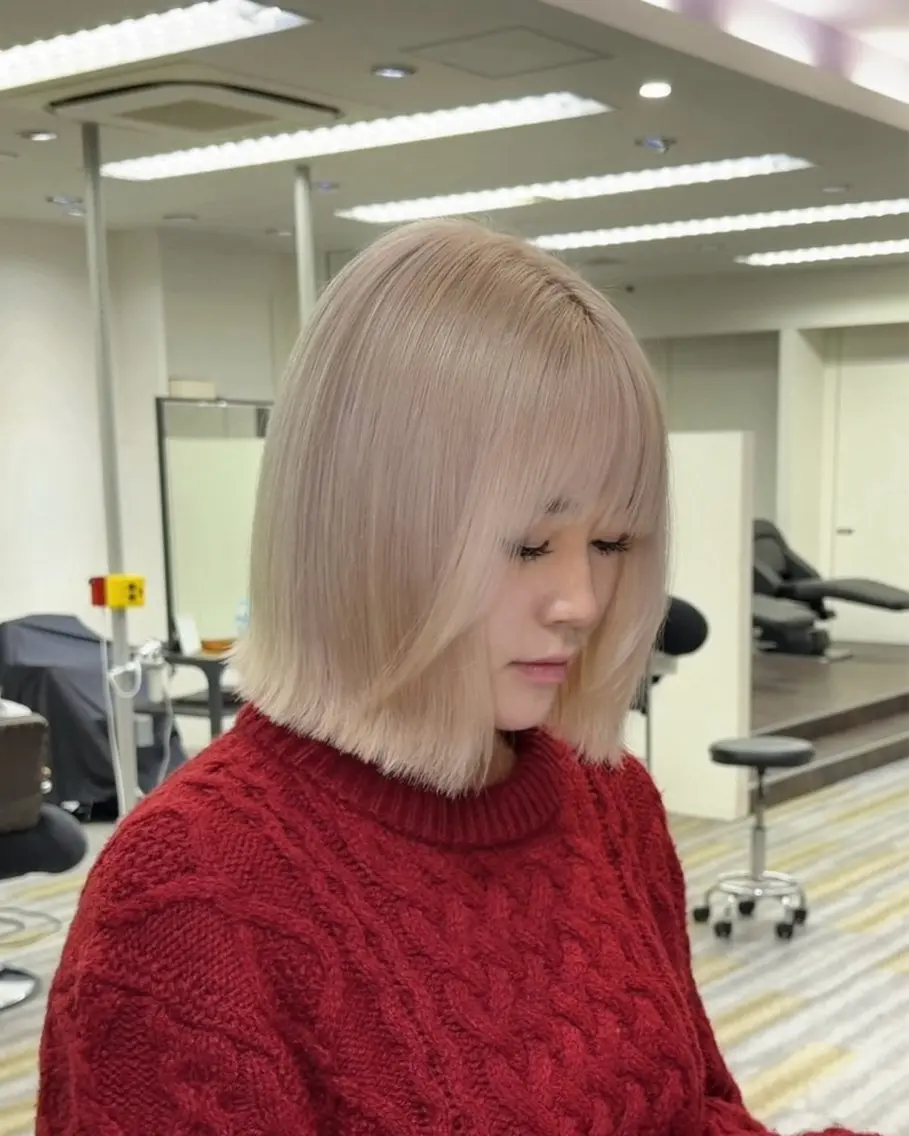 ショート カラー ヘアカラー トリートメント ブロンド/複雑履歴 岡山駅/ねねのヘアスタイル