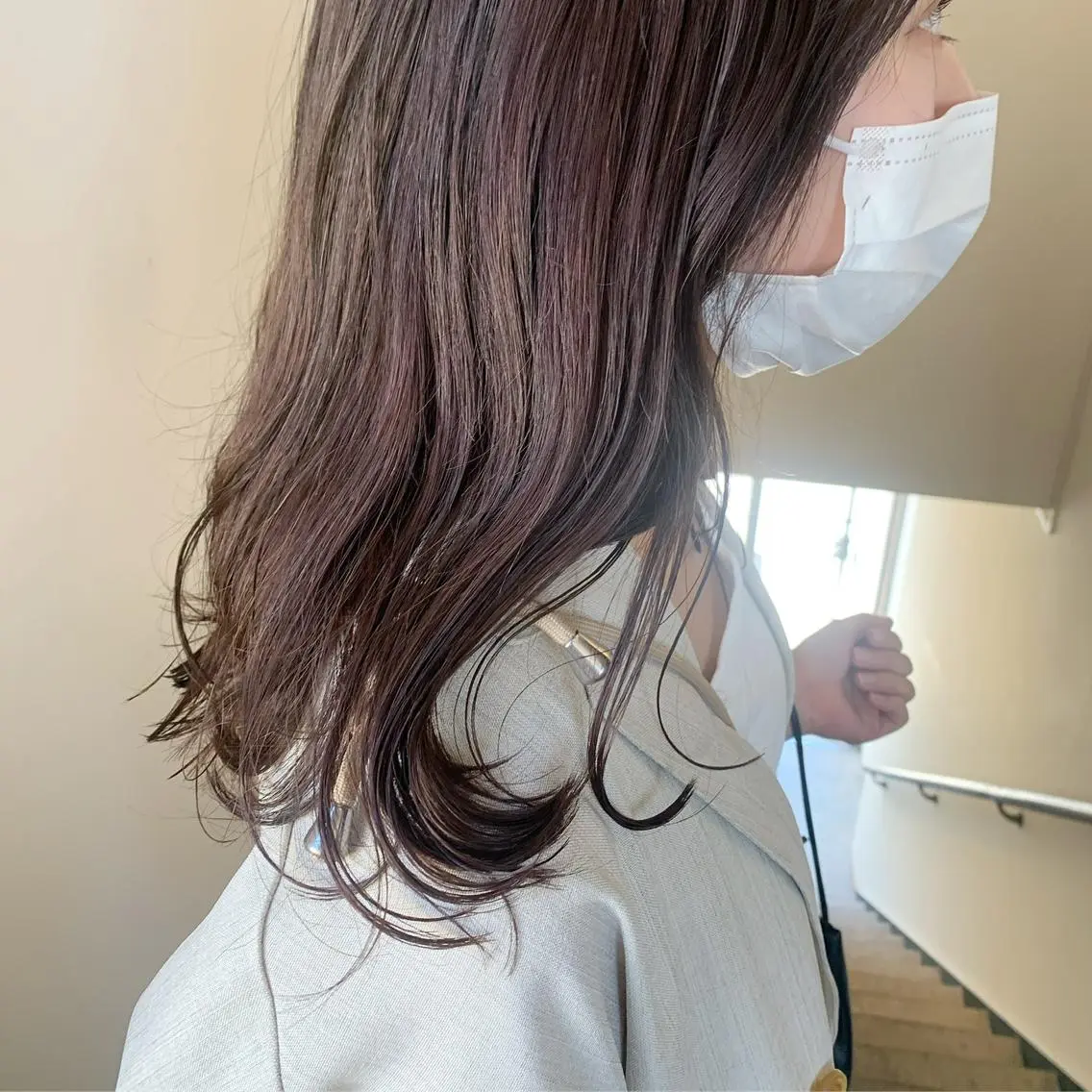 セミロング カラー ヘアアレンジ カット ヘアカラー トリートメント 本間 結衣のヘアスタイル