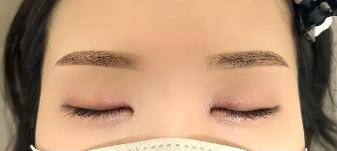 アイブロウ 眉カラー 眉カット Emiy BeautyLushのマツエク・マツパデザイン