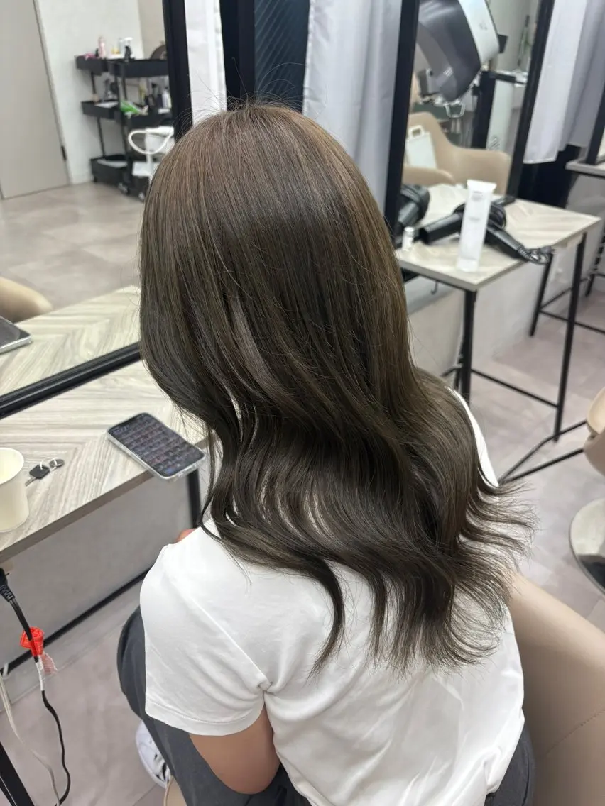 ミディアム ヘアカラー すずか ／艶感カラー🪽🫧のヘアスタイル