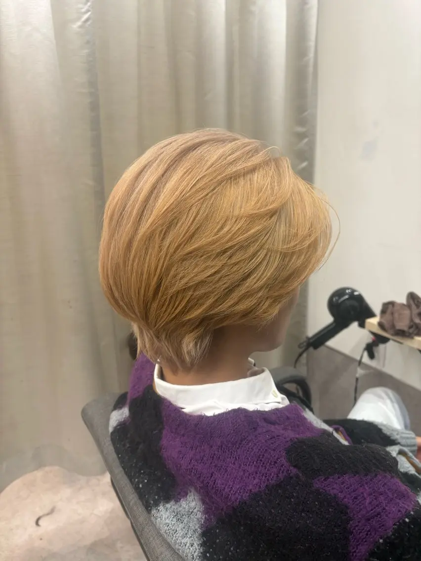 ミディアム TELA HAIR 店長 塩田のヘアスタイル