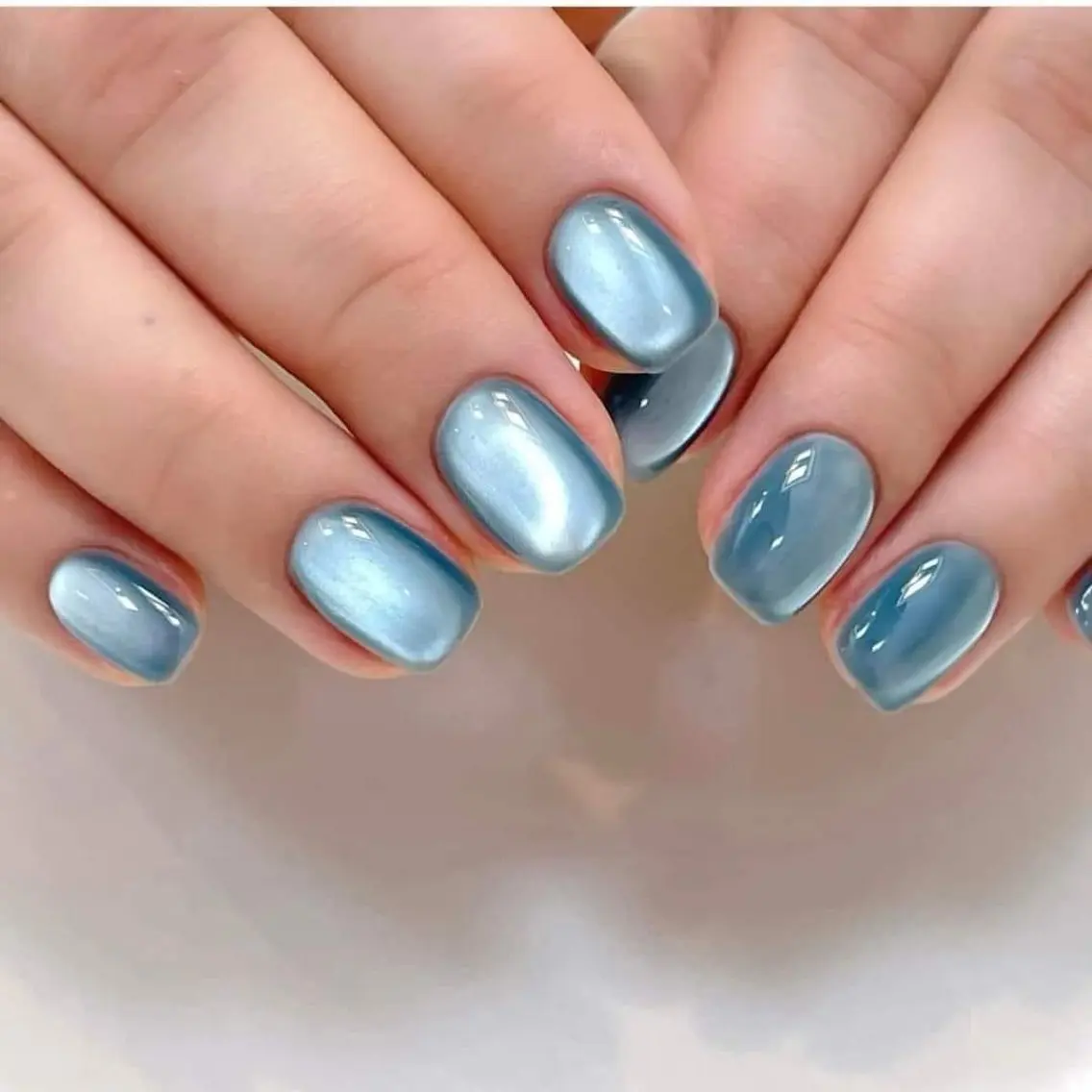ネイル マグネットネイル akina nailsのネイルデザイン