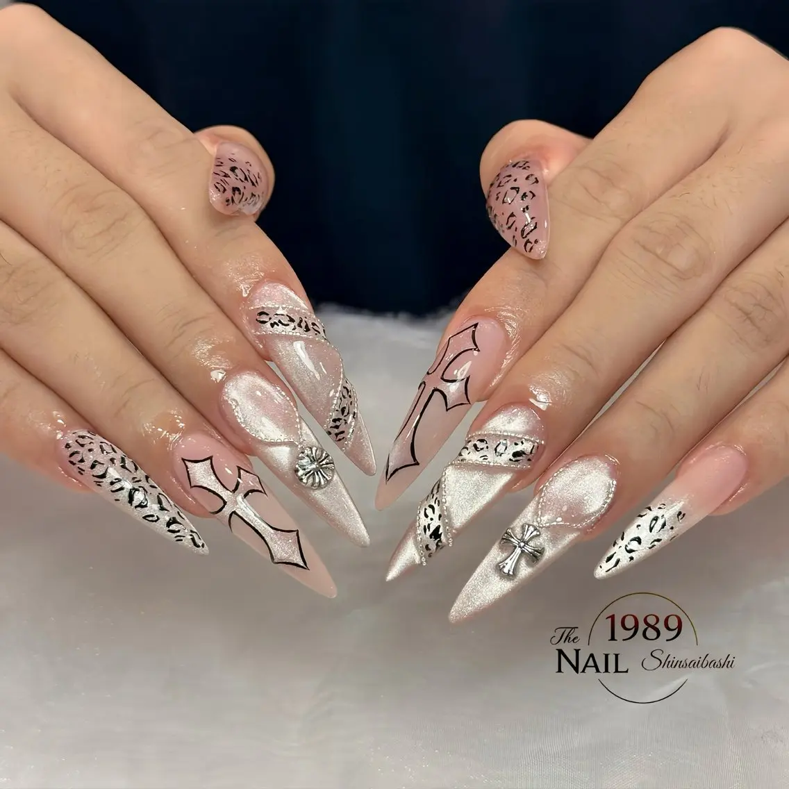 ネイル ロングネイル ハンドネイル ハンドケア The 1989 Nail Salonのネイルデザイン