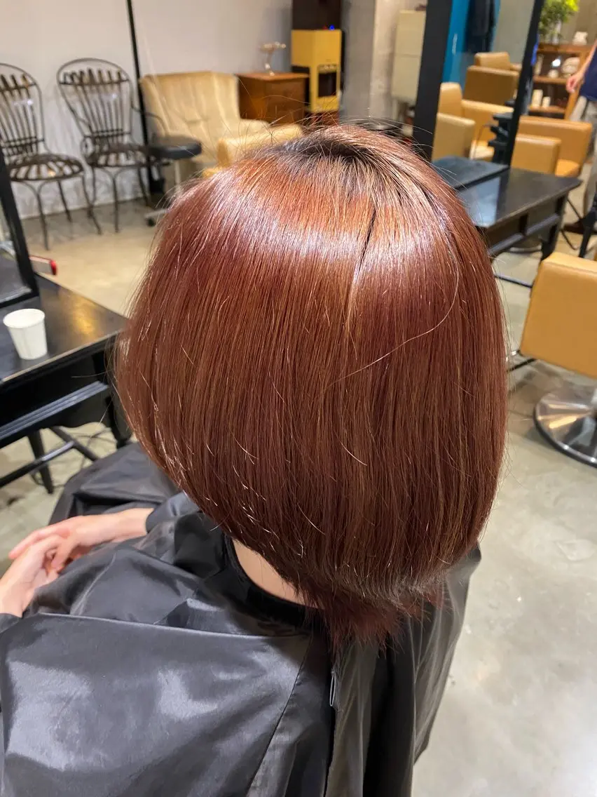 ミディアム 成島 晴喜のヘアスタイル