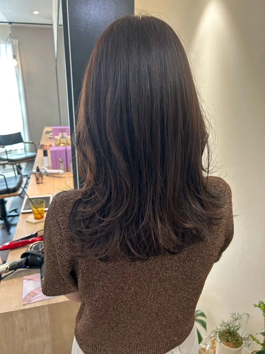 セミロング カラー ベージュカラー ラベンダーカラー ラベンダーベージュ hubhair レイヤー/透明感のヘアスタイル