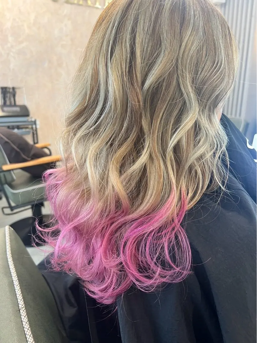 ロング カラー ダブルカラー グラデーションカラー ハイトーンカラー カラー特化⭐️💫 RIKU💠のヘアスタイル