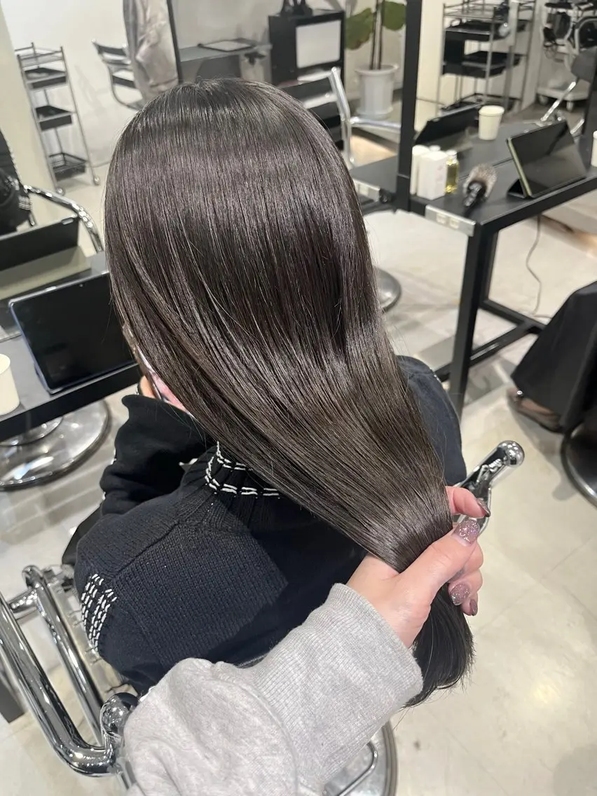 セミロング カラー パーマ ヘアアレンジ カット ヘアセット 透明感/オリーブ/ グレージュ/YUKAのヘアスタイル