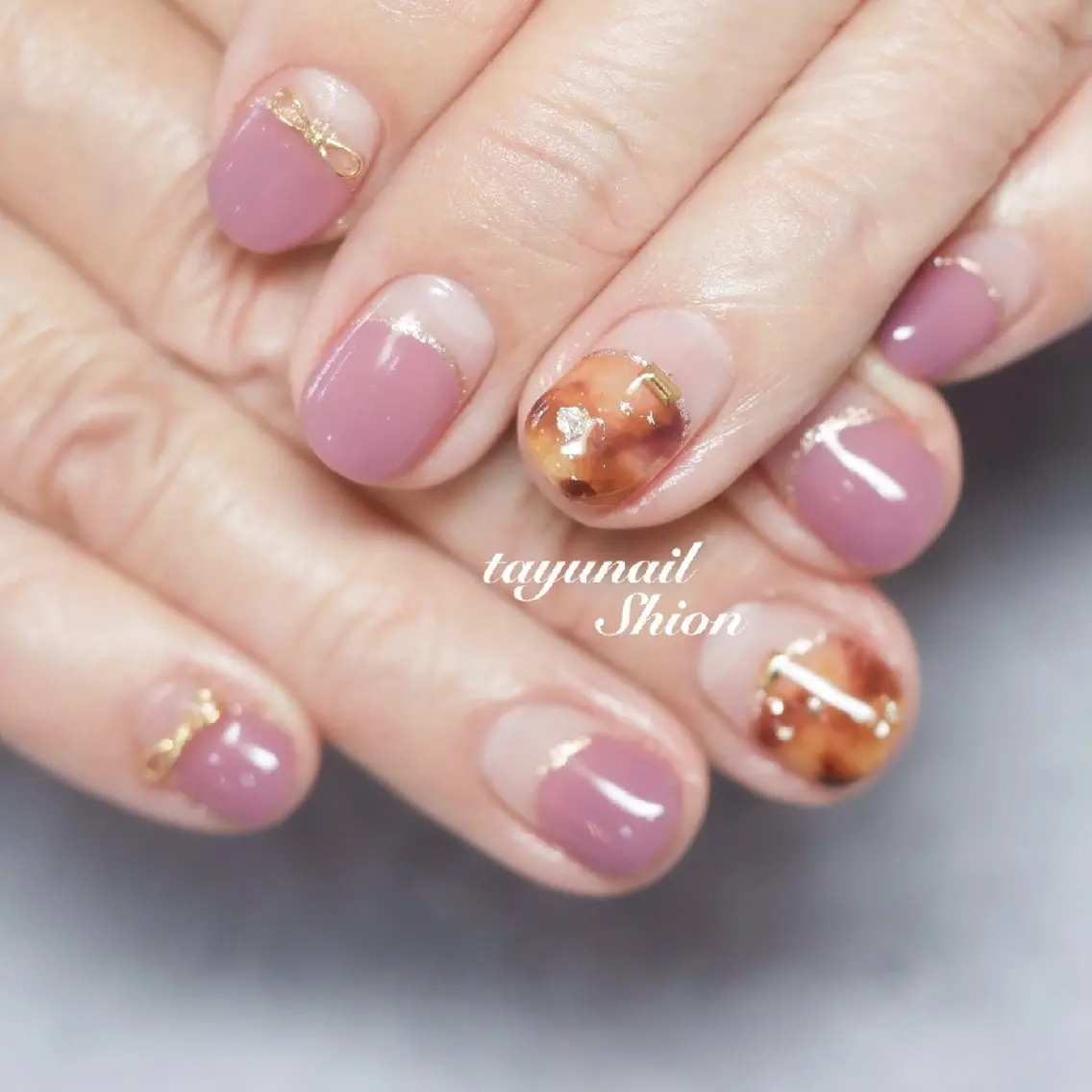 ネイル べっ甲ネイル フレンチネイル ジェルネイル パラジェル ピンク ネイルサロン 【たゆnail】のネイルデザイン