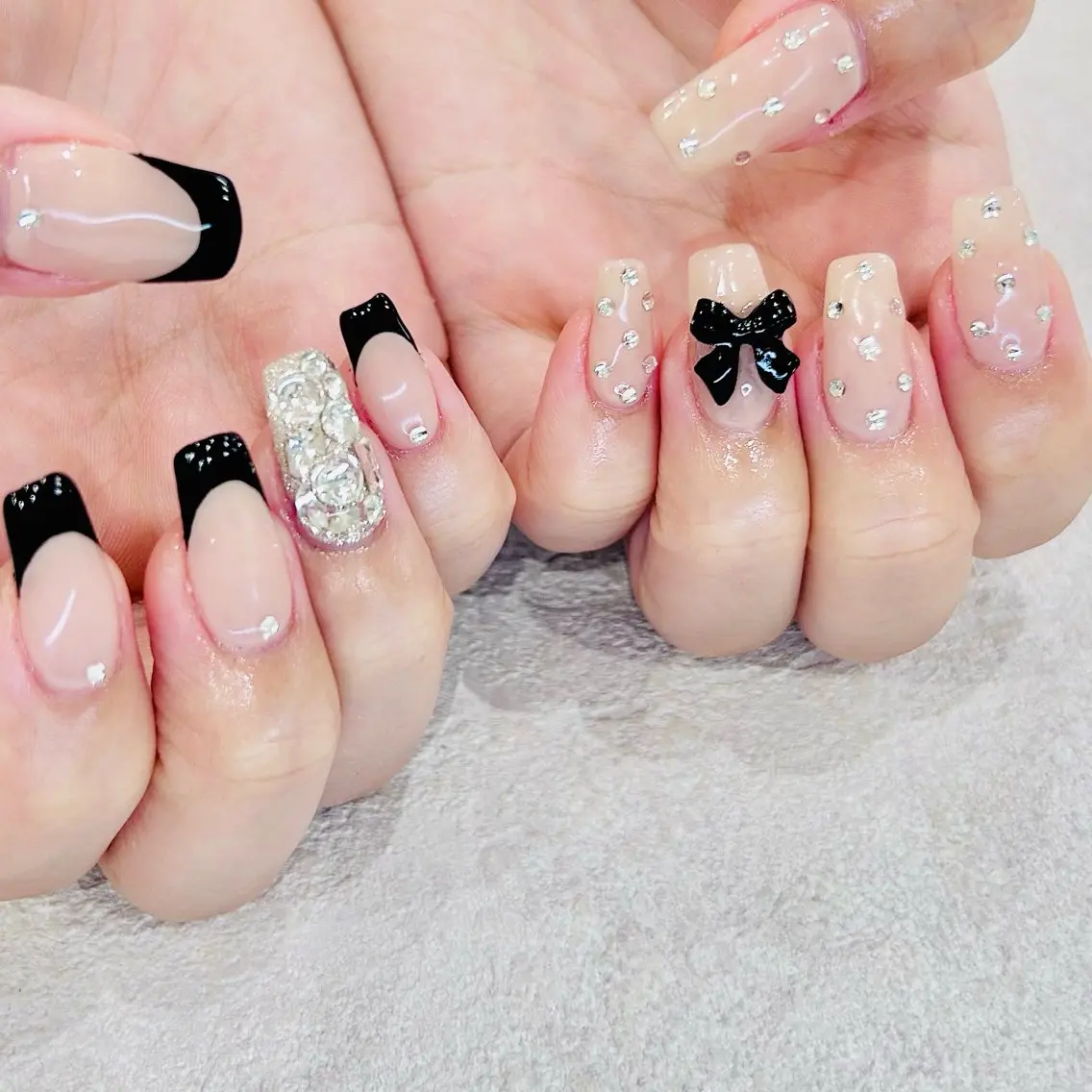 ネイル ストーンネイル ハンドネイル muum_nail 新宿2分 三丁目1分のネイルデザイン