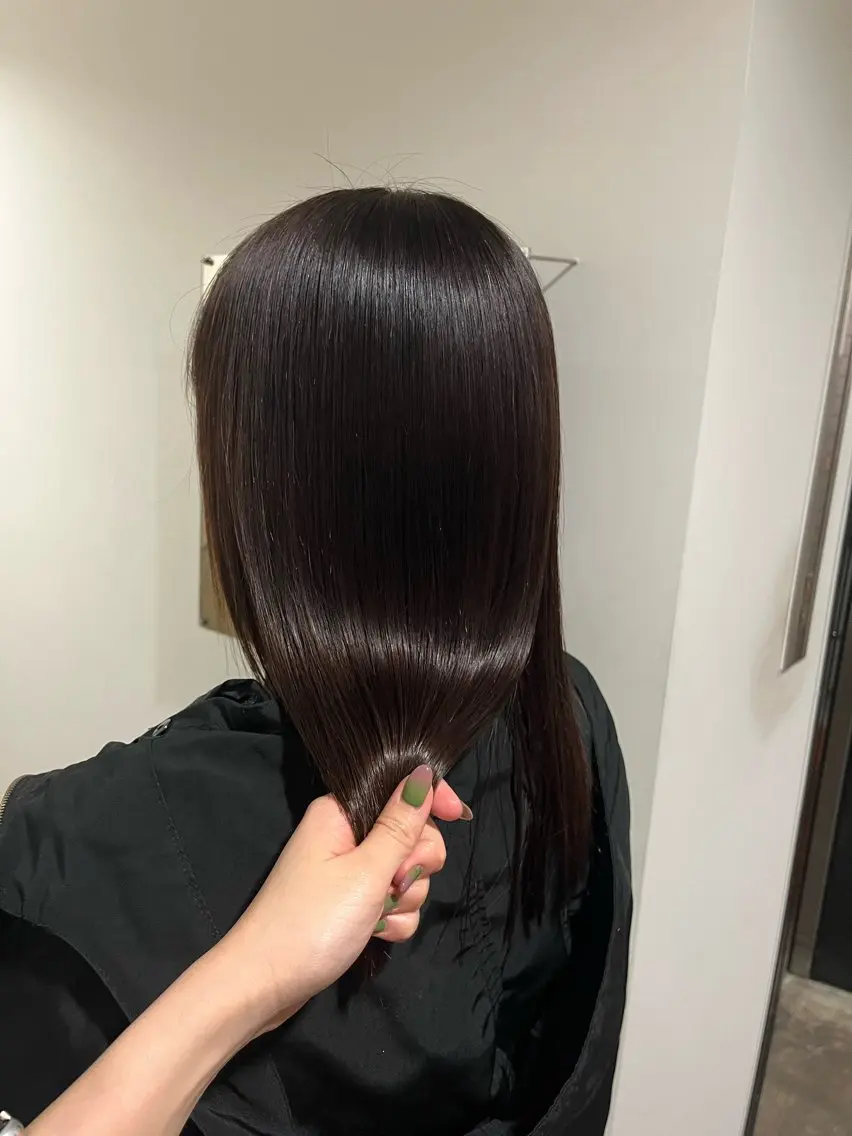 🪻【人気】6月限定!🪻髪質改善ストレート+カット+カラーの写真