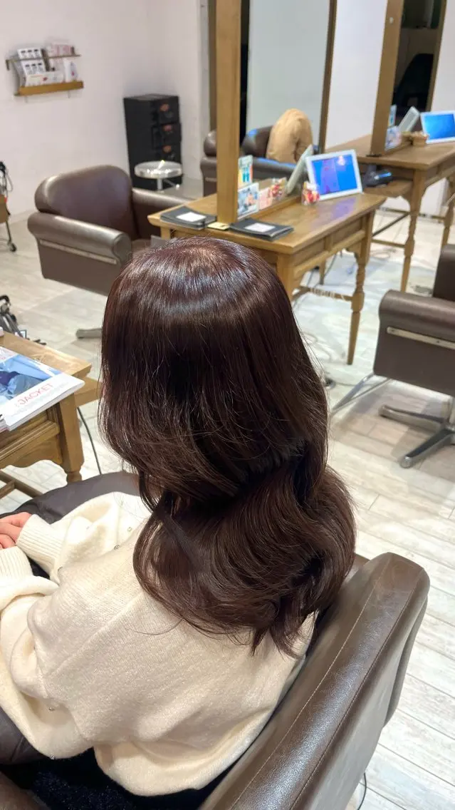 セミロング カラー ブラウンカラー 杉浦 悠月のヘアスタイル