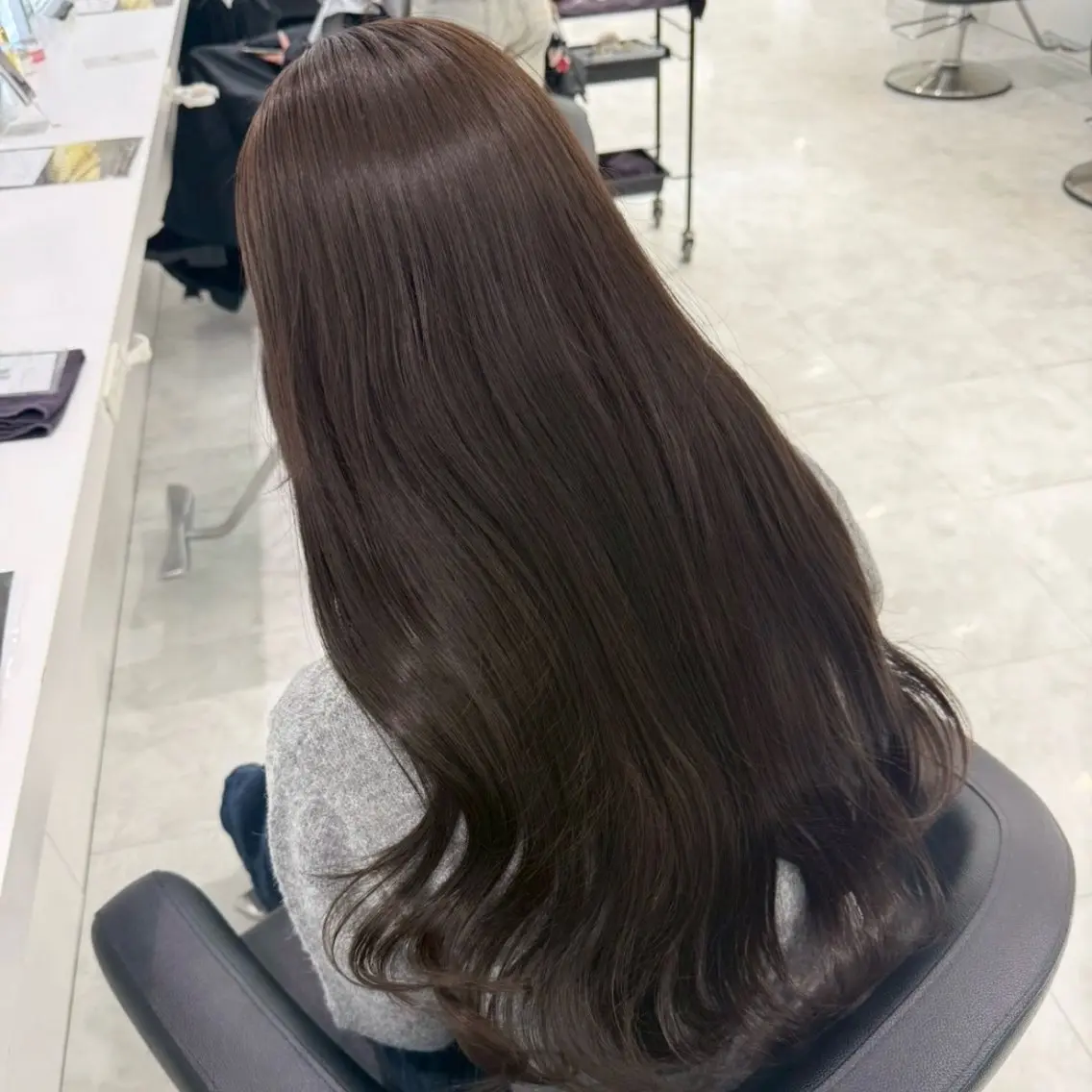 カラー 🤍ブリーチなし ブラウンhimi🤍のヘアスタイル