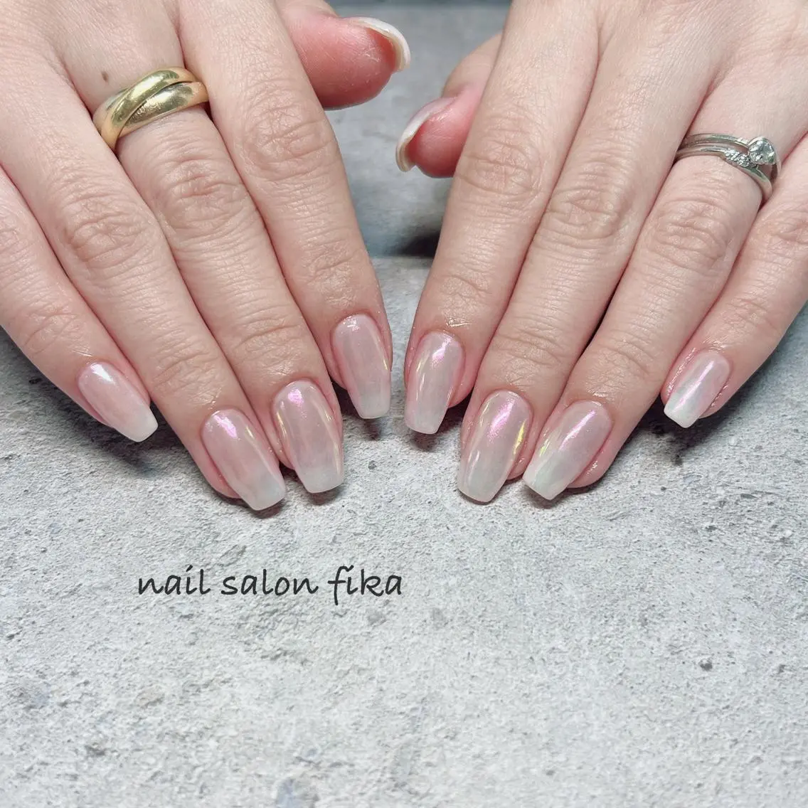 ネイル グラデーション ミラーネイル nail salon fikaのネイルデザイン