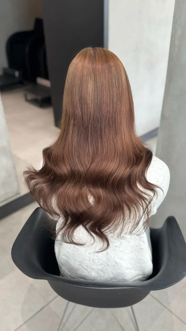 ロング カラー ベージュカラー ブリーチ ブラウンカラー ブラウンベージュ ヘアカラー 大阪 / ハイトーン/エクステのヘアスタイル