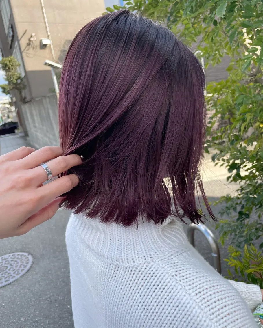 ミディアム カラー カシス ピンクカラー ボブ Emitas.　井上 真奈美のヘアスタイル