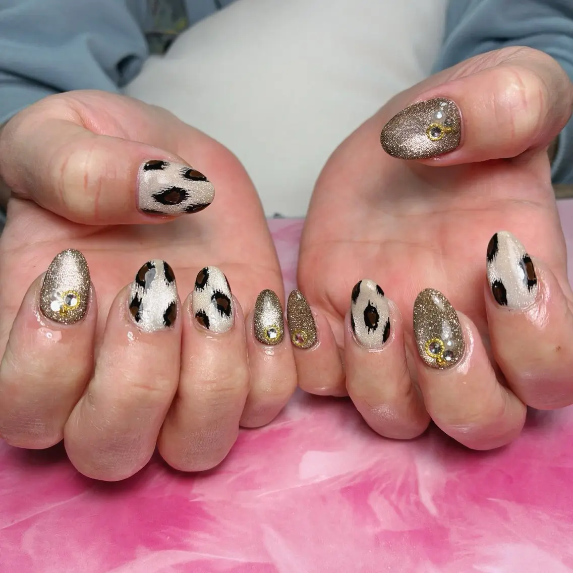 セミロング ハンドネイル hs nail salonのネイルデザイン