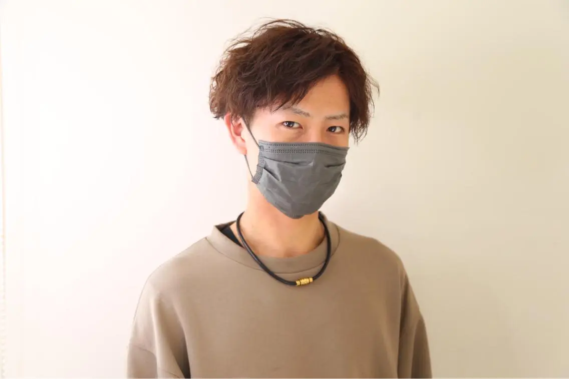 ショート パーマ メンズ センターパート パーマ 石倉 真のヘアスタイル