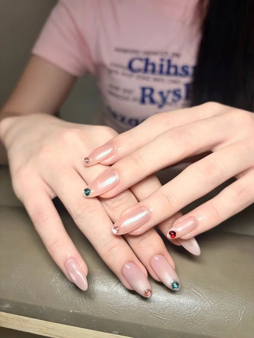 ネイル I pinknail 韓国風·持ち込み専門のネイルデザイン