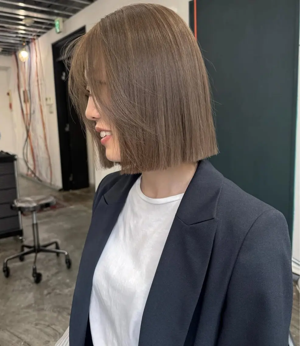 ミディアム カラー パーマ ヘアアレンジ アディクシーカラー ベージュカラー ブリーチ ケアブリーチ 透明感カラー カット ヘアカラー 心斎橋美容室 Junのヘアスタイル