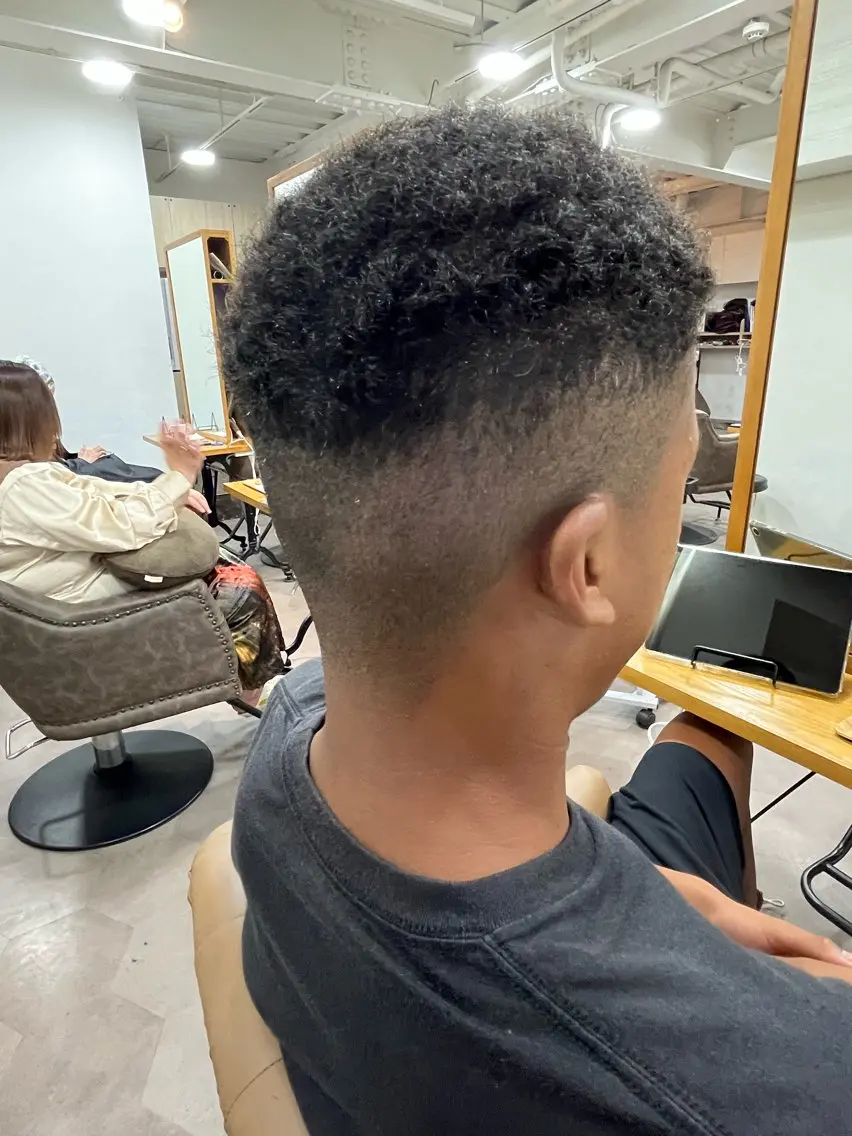 ショート メンズ カット 縮毛矯正🌟カラー╱ ╱いいじまのヘアスタイル