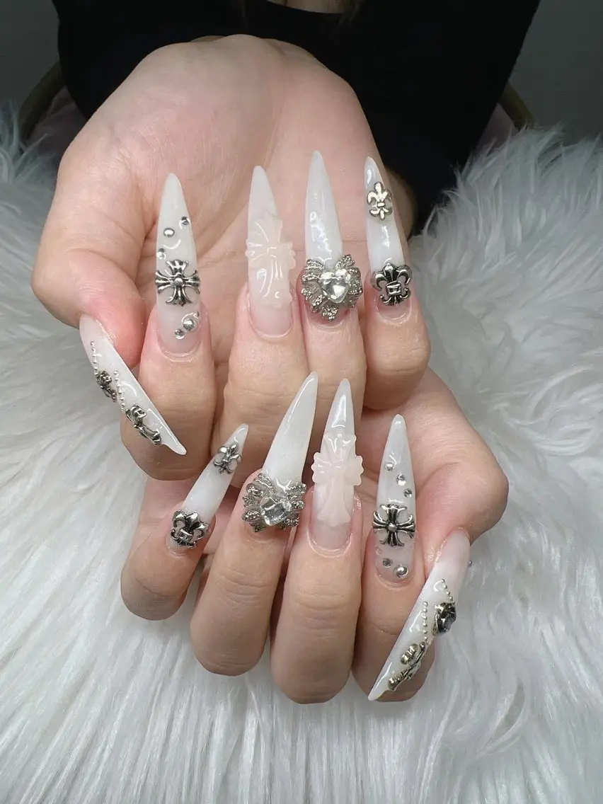 ネイル 長さ出し グラデーション 卒業式 キラキラネイル マグネットネイル ハンドネイル Lee Nailsのネイルデザイン