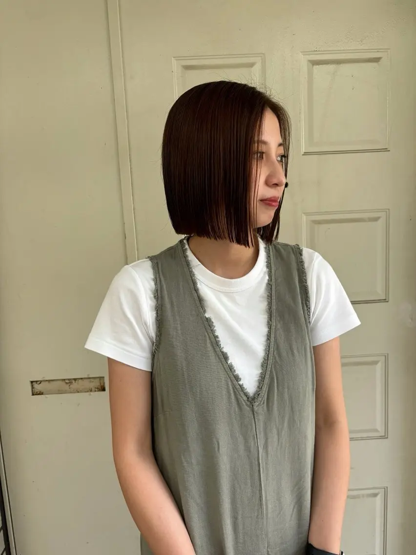 ミディアム カラー カット トリートメント 縮毛矯正ボブ&顔まわ レイヤー♡TOMOEのヘアスタイル