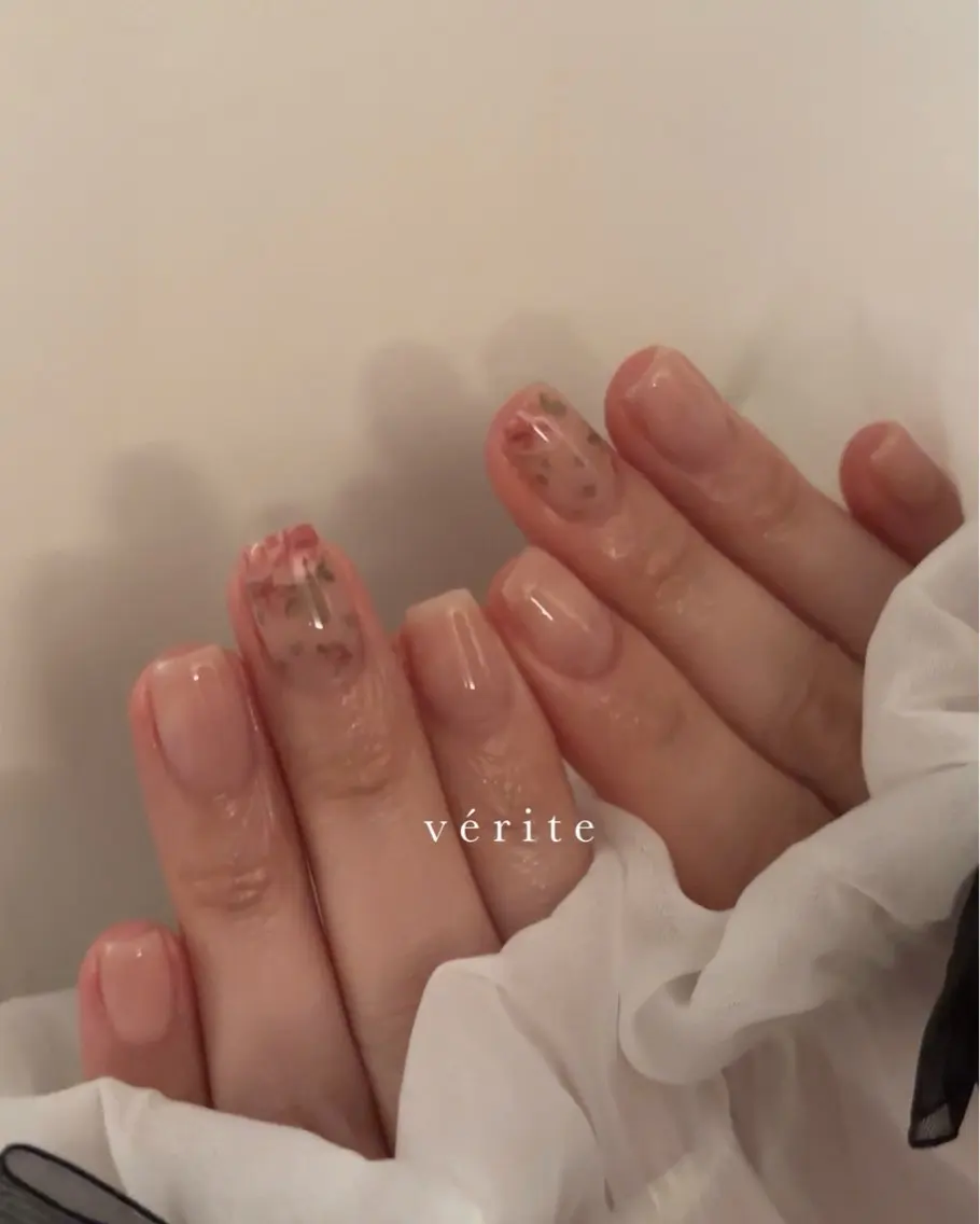 ネイル ハンドネイル vérite nailのネイルデザイン