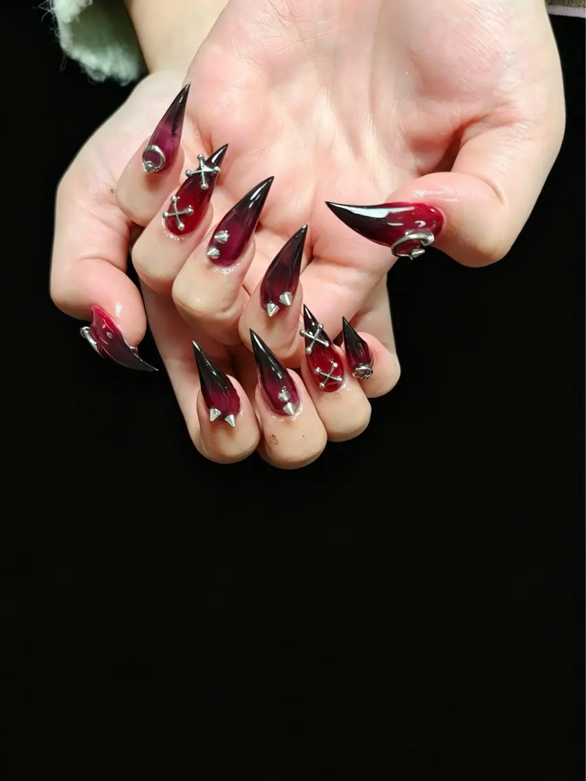 ネイル ハンドネイル ongles chicのネイルデザイン