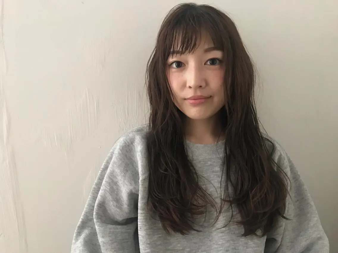セミロング カラー 透明感カラー 貫洞 大介のヘアスタイル