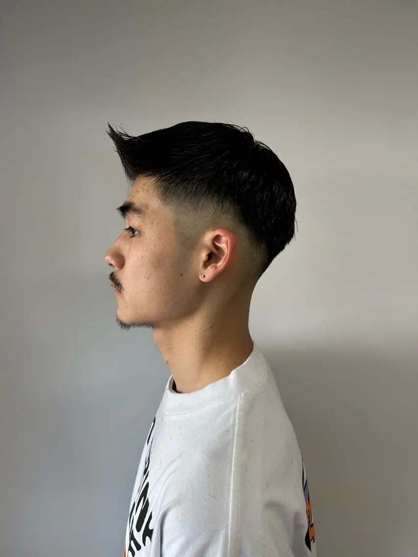 ショート メンズ カット 相澤 拳のヘアスタイル