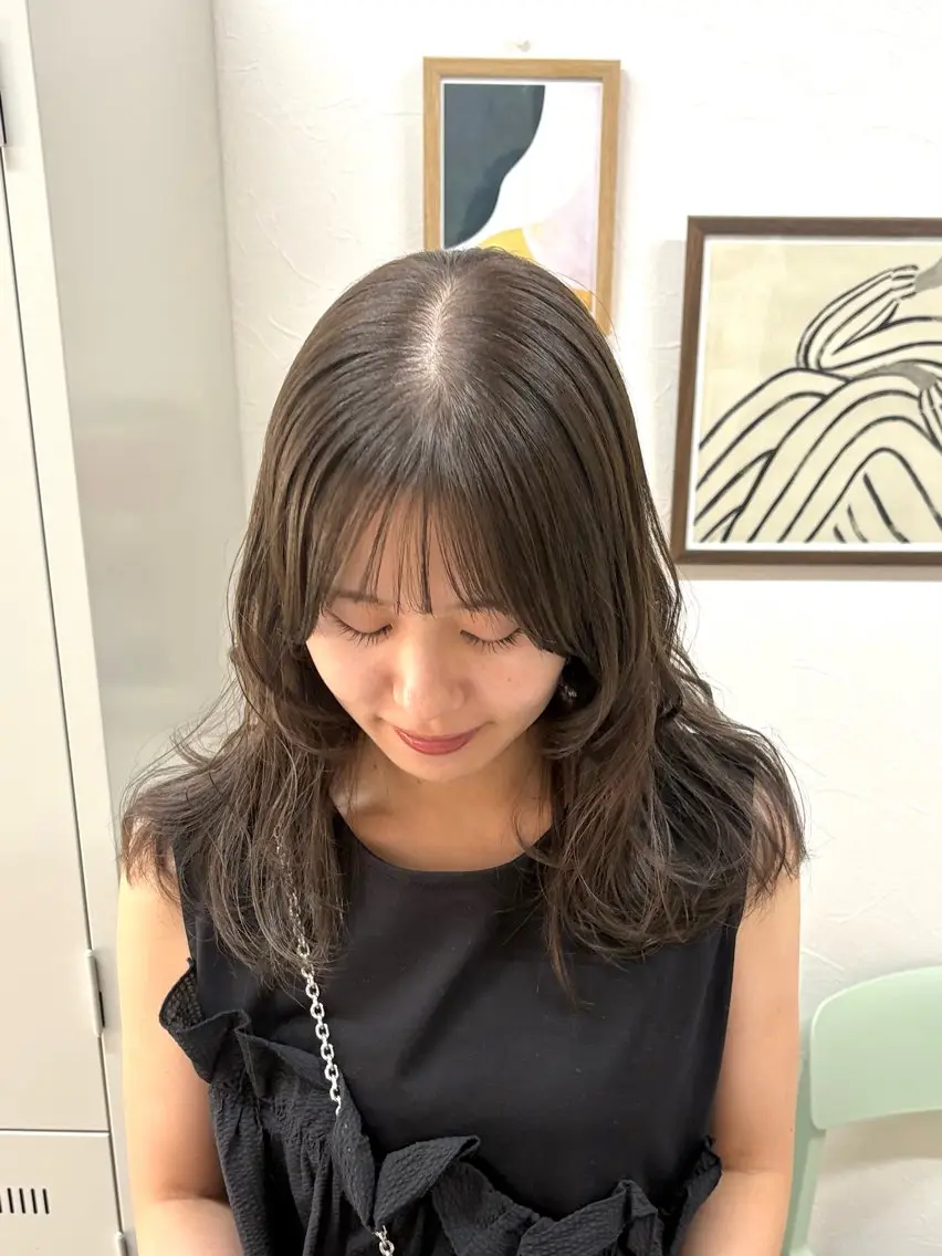 ミディアム カラー ヘアアレンジ ベージュカラー ミント ミントベージュ カット ヘアカラー トリートメント ハル🌸柔色/ ブリーチなし/艶髪のヘアスタイル