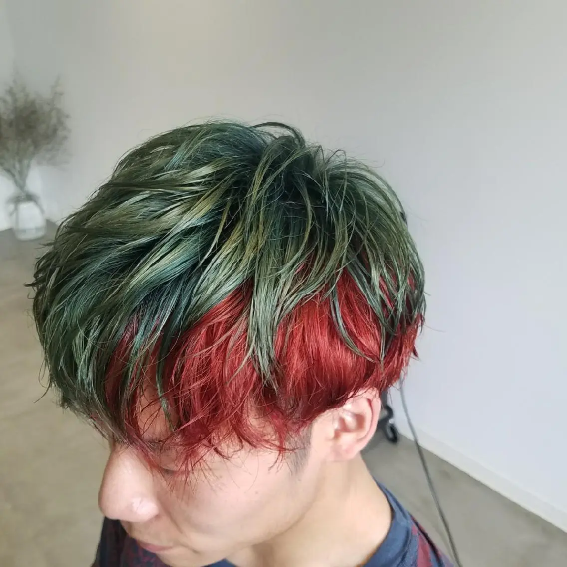 ショート メンズ カラー 加藤 拓麻のヘアスタイル