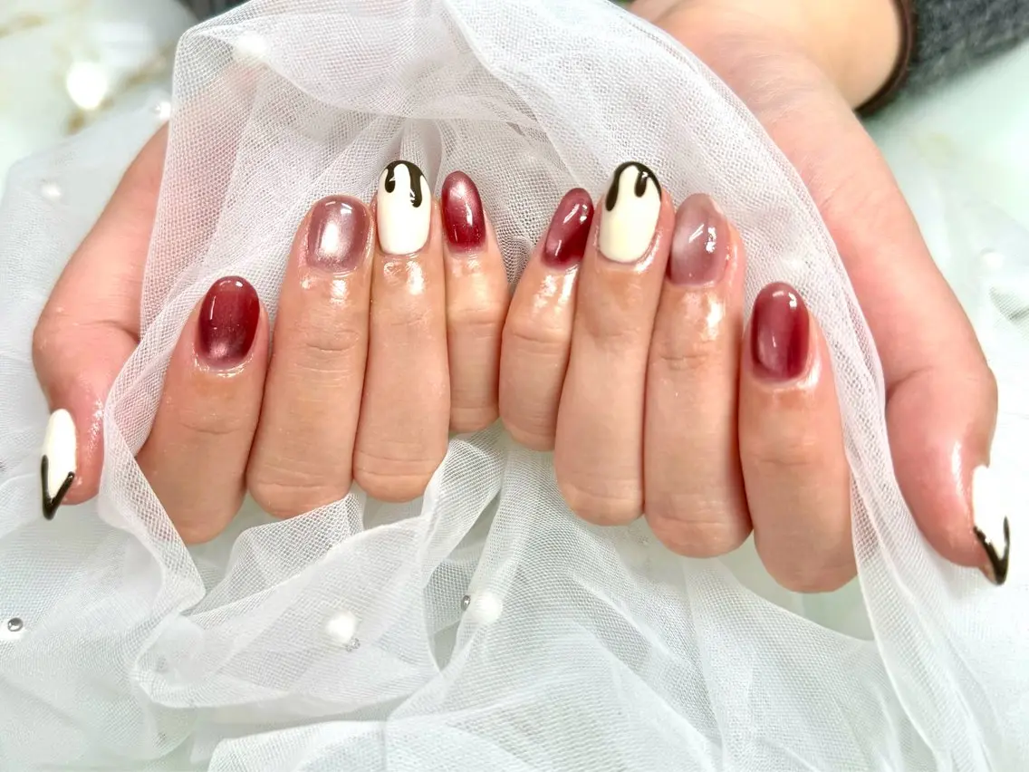 ネイル ジェルネイル ハート 韓国ネイル マグネットネイル 持ち込み Nail Neige🐈🌙のネイルデザイン
