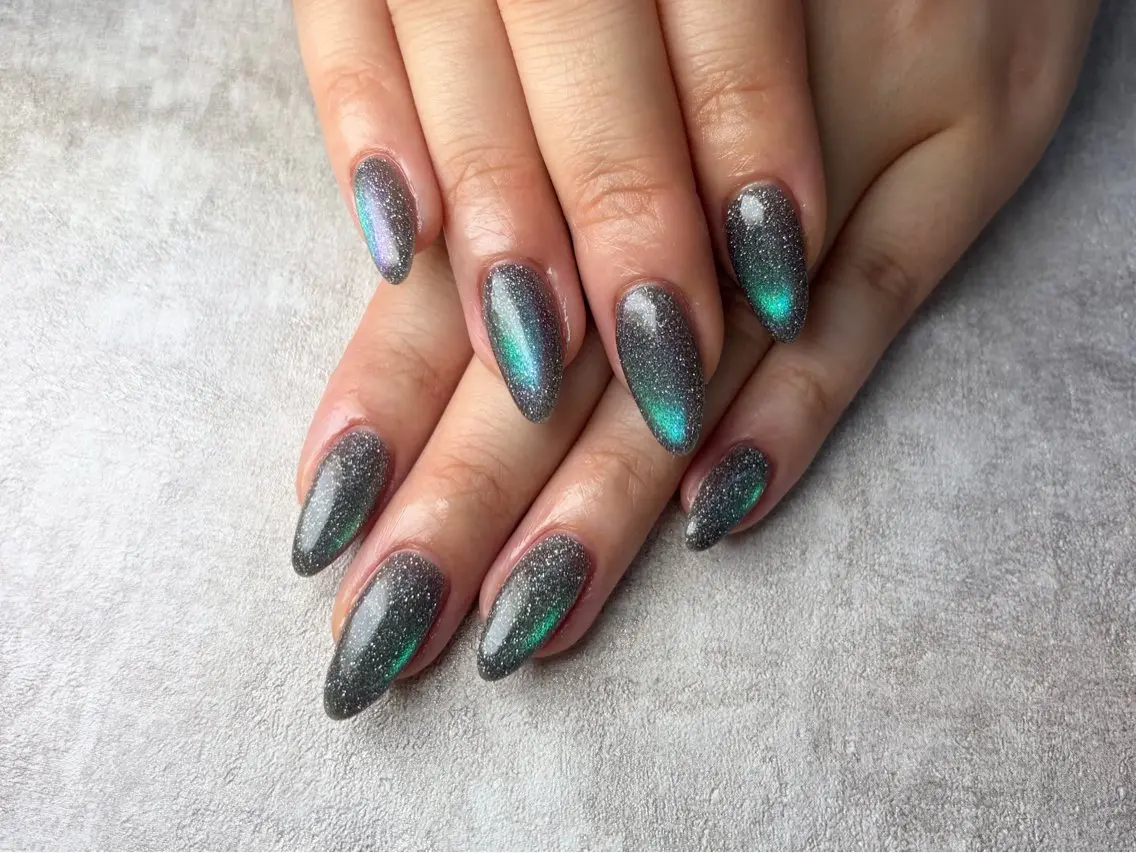 ネイル ハンドネイル Queennail 北堀江Yumiのネイルデザイン
