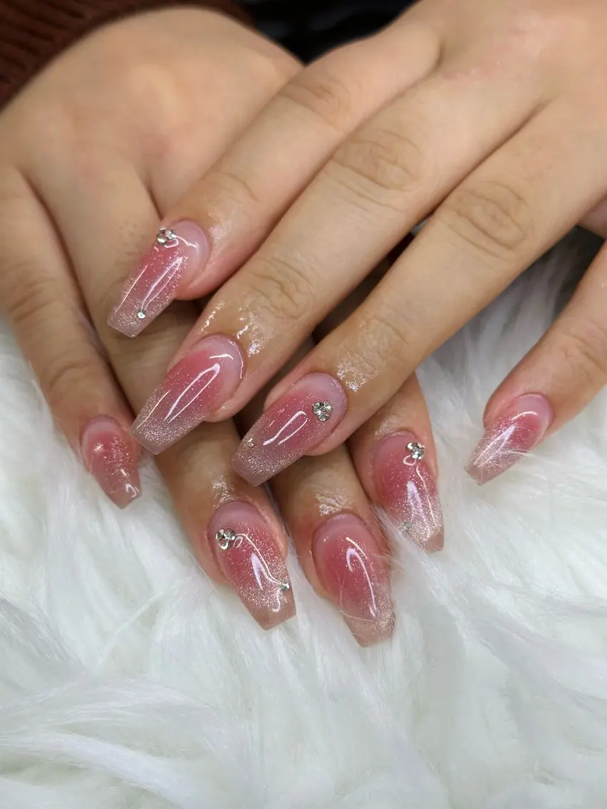 ネイル 渋谷T&B ナサ ギ ロング無制限中✨のネイルデザイン