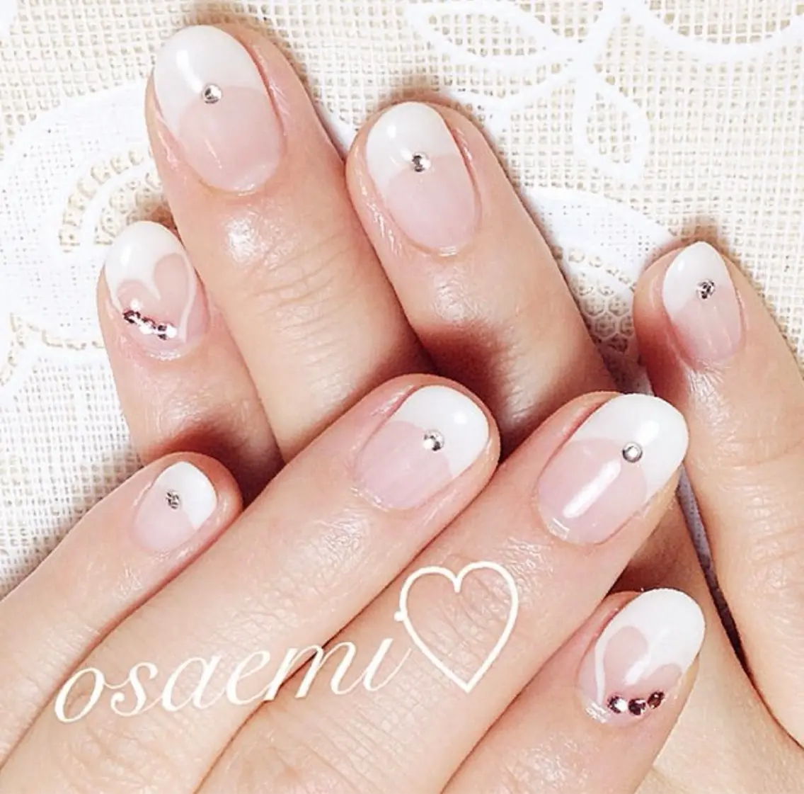 ネイル フレンチネイル ハート 韓国ネイル 持ち込み シンプルネイル ハンドネイル osa emiのネイルデザイン