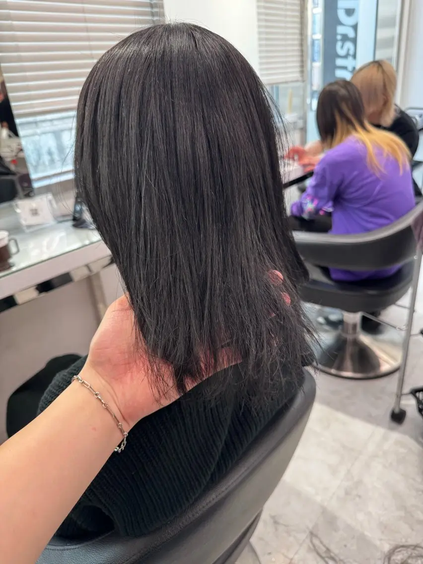 カラー 透け上品ハイトーン 職人ゆうと🤍のヘアスタイル