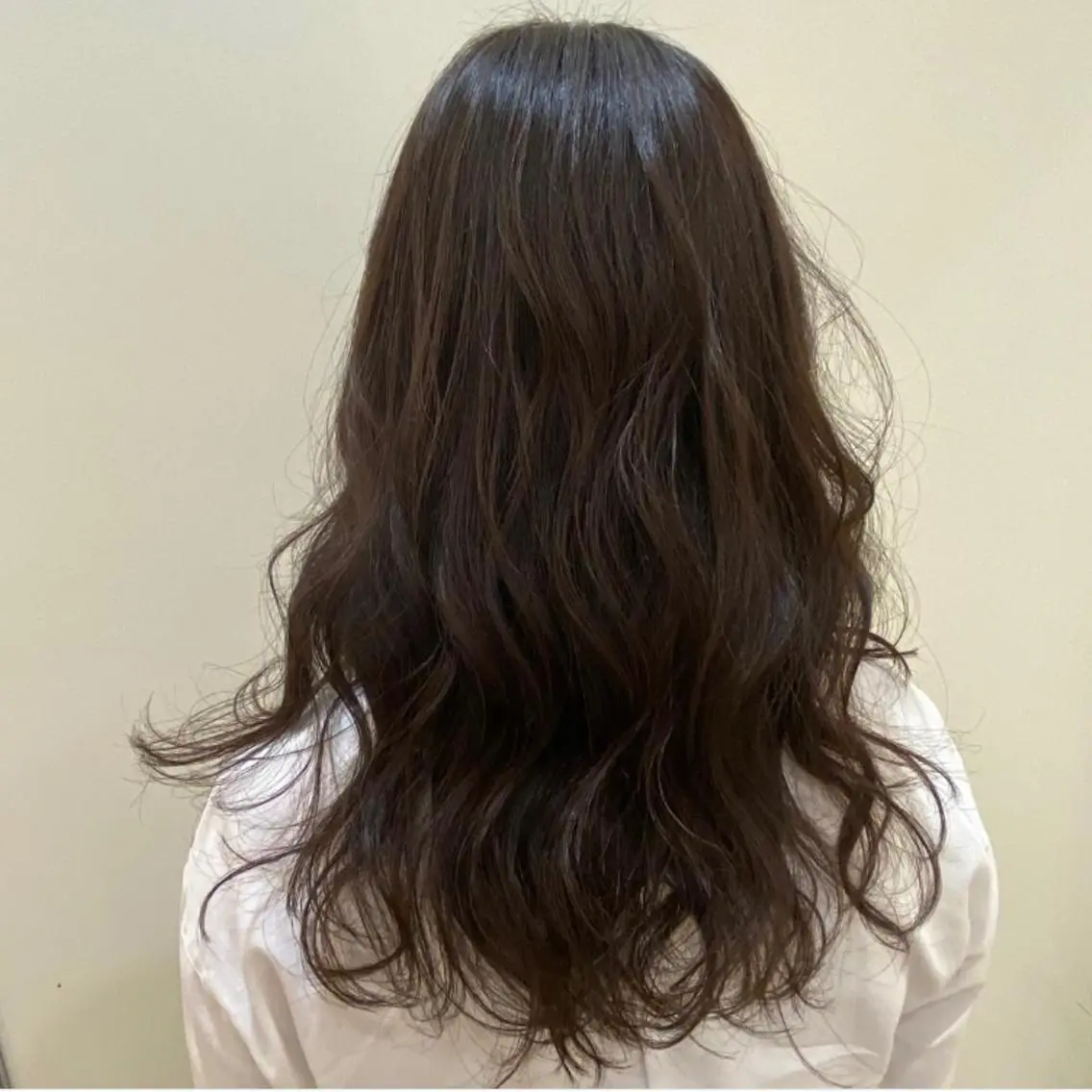 セミロング カラー Mirai 🧸のヘアスタイル