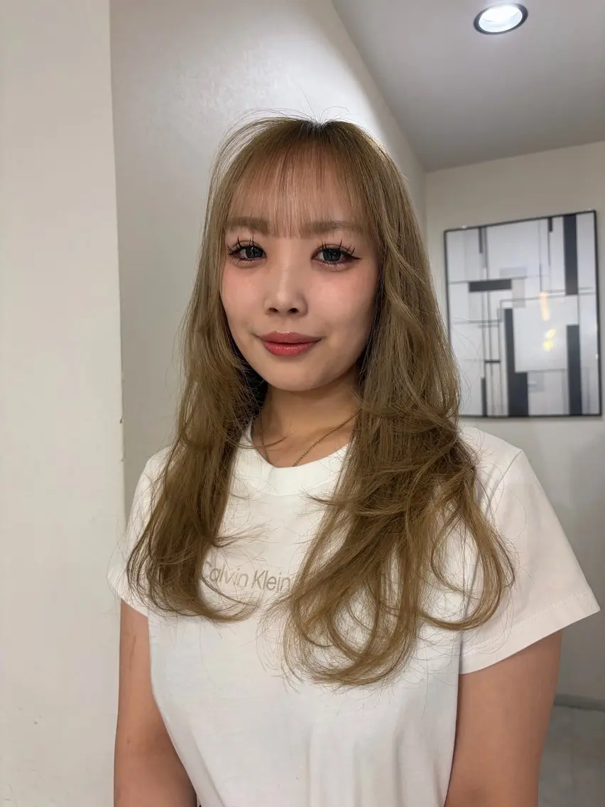 セミロング NARVIS marinのヘアスタイル