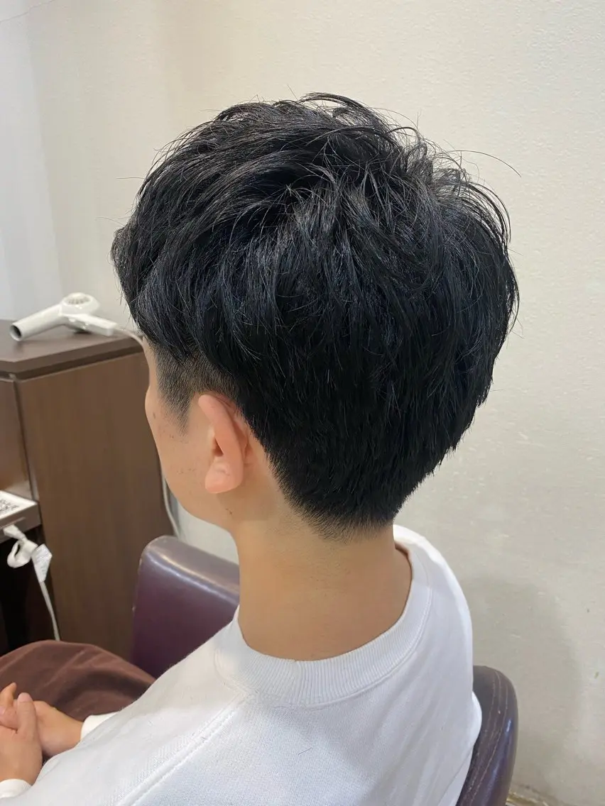 メンズ カット 仲井 充のヘアスタイル